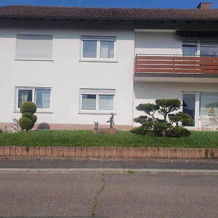 Ferienwohnung Freudenberg Freudenberg am Main Luaran gambar